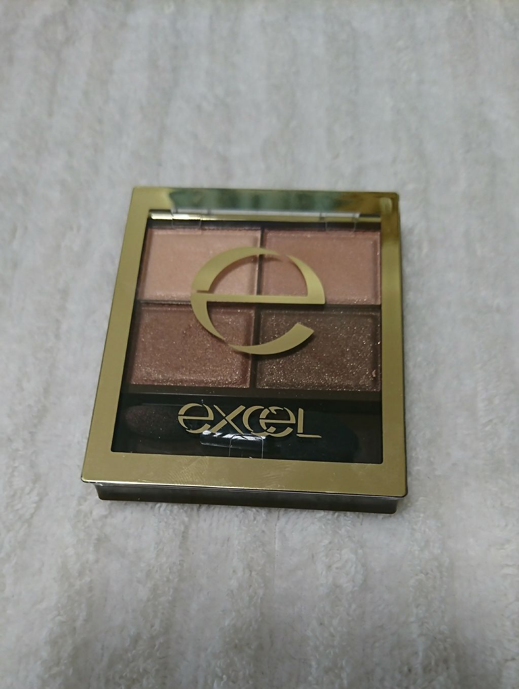 スキニーリッチシャドウ/excel/アイシャドウパレットを使ったクチコミ(1枚目)