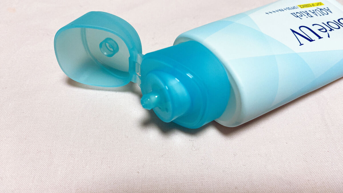 ビオレUV アクアリッチ ライトアップエッセンス/ビオレ/日焼け止めクリームを使ったクチコミ（2枚目）