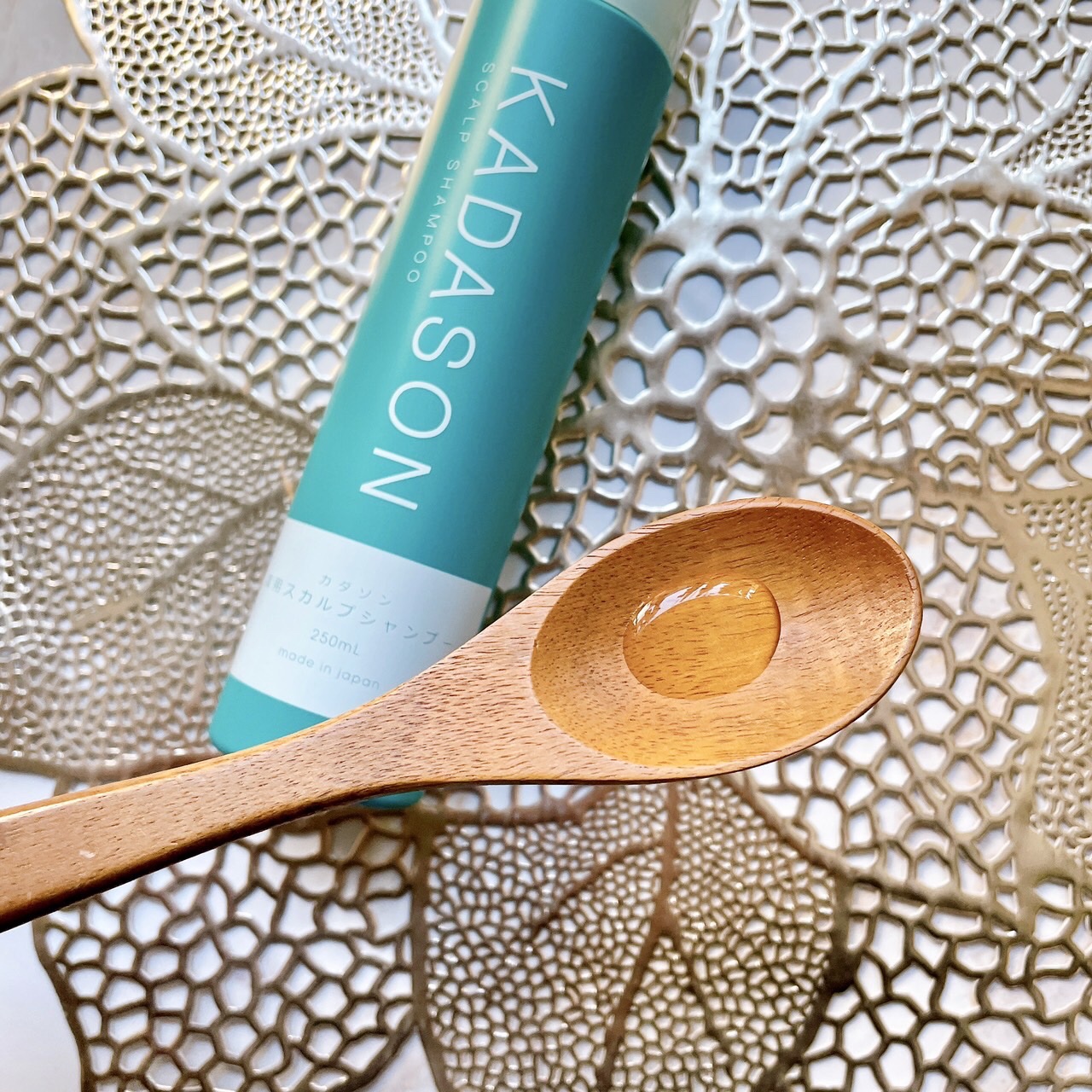 KADASON (カダソン) 薬用スカルプシャンプー/トリートメントのクチコミ「KADASON
◆カダソン薬用スカルプシャンプー
◆カダソン薬用スカルプトリートメント

家族.....」（3枚目）