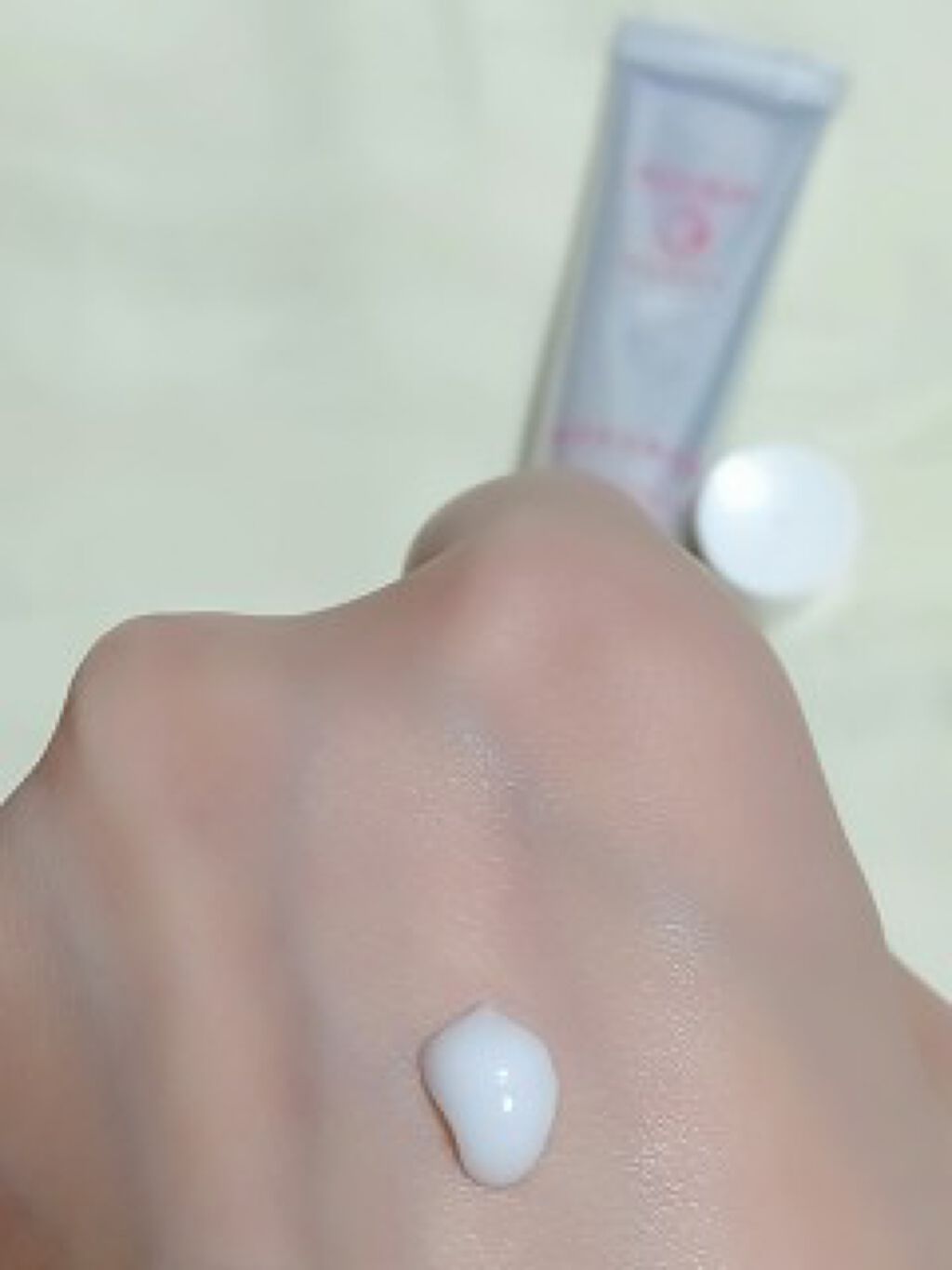 純白専科 すっぴん白雪美容液(専科 薬用美白クリーム)/SENKA(専科)/美容液を使ったクチコミ(2枚目)