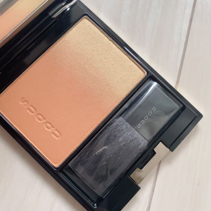 ピュア カラー ブラッシュ 127 日輪花 -NICHIRINKA/SUQQU/パウダーチークの画像