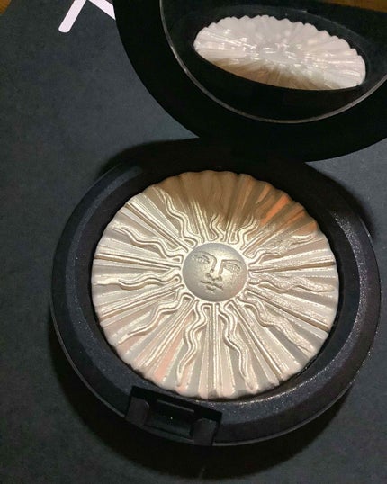 エクストラ ディメンション スキンフィニッシュ/M・A・C/プレストパウダーを使ったクチコミ(2枚目)