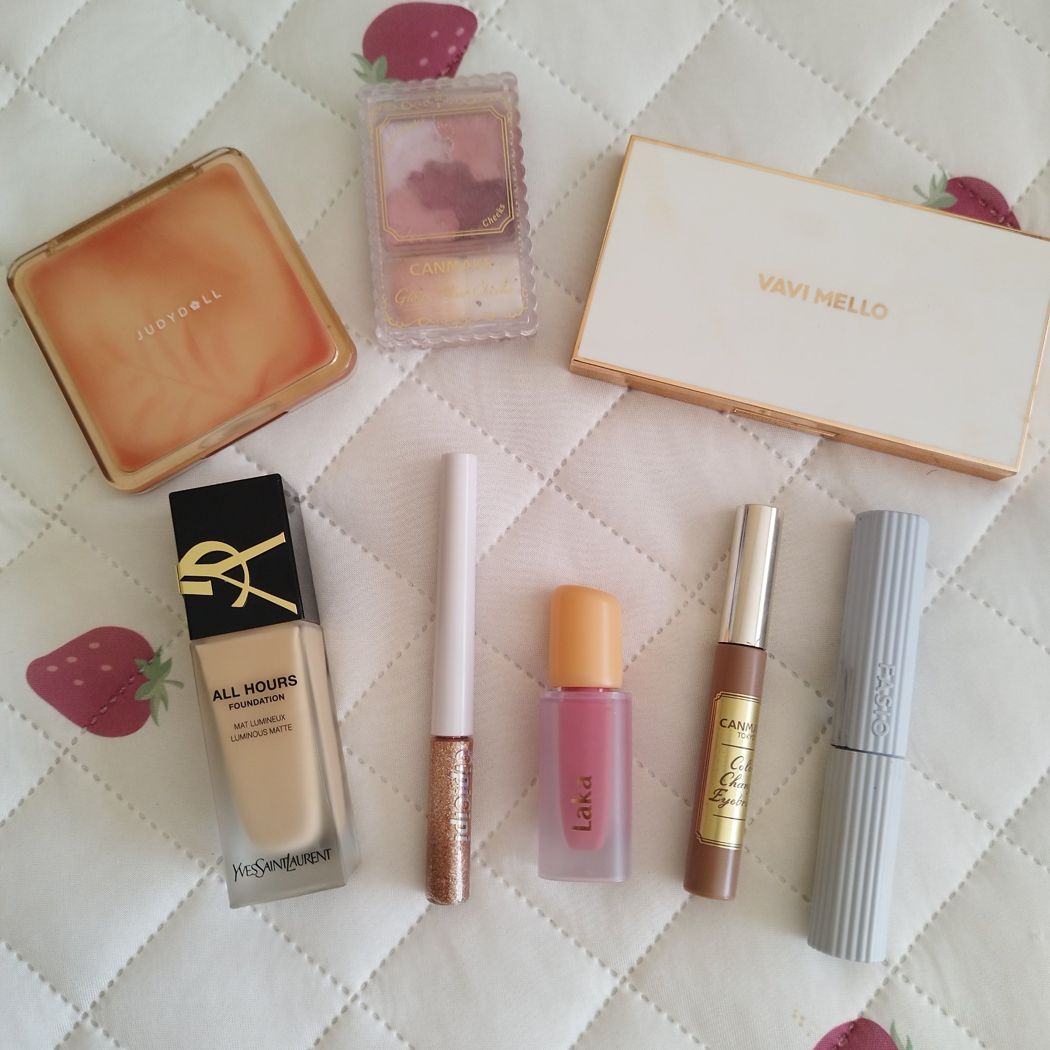 バレンタインボックス3ローズモーメント/VAVI MELLO/アイシャドウパレットを使ったクチコミ（1枚目）