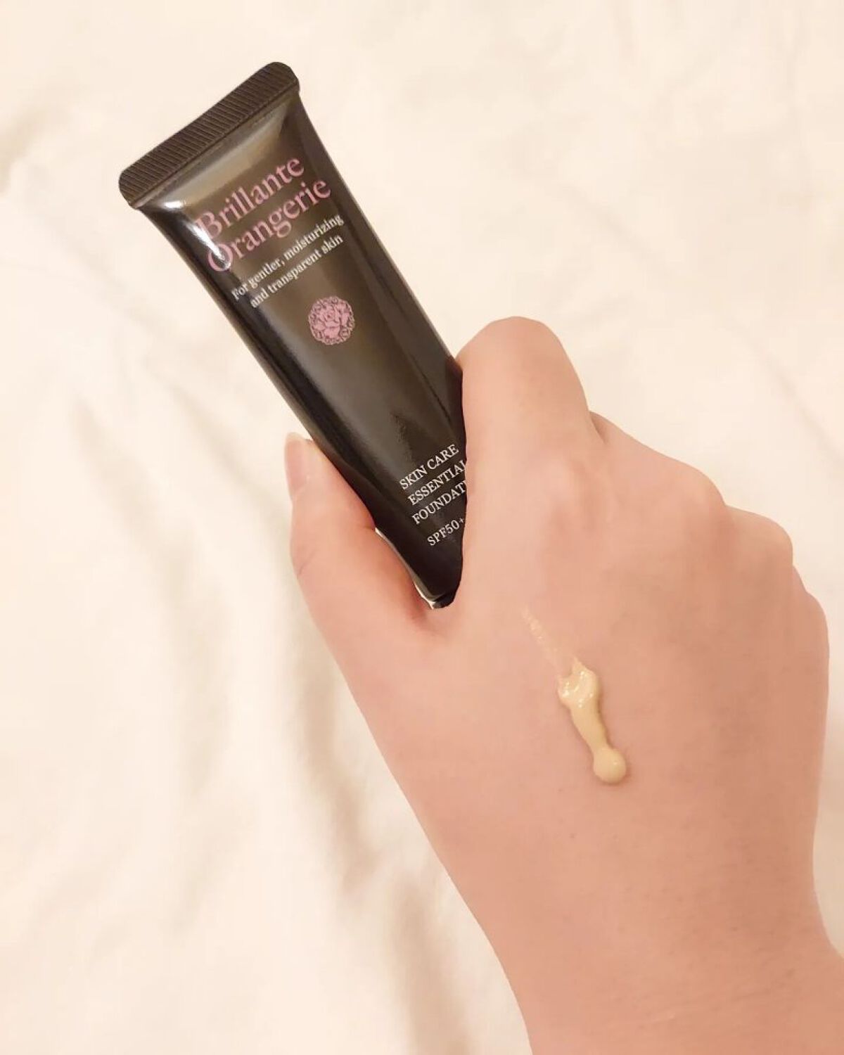 ブリリアントオランジュリー　スキンケアエッセンシャルファンデーション/BRILLIANT/リキッドファンデーションを使ったクチコミ（2枚目）