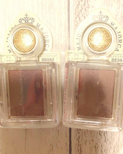 シャドーカスタマイズ/MAJOLICA MAJORCA/単色アイシャドウを使ったクチコミ(1枚目)