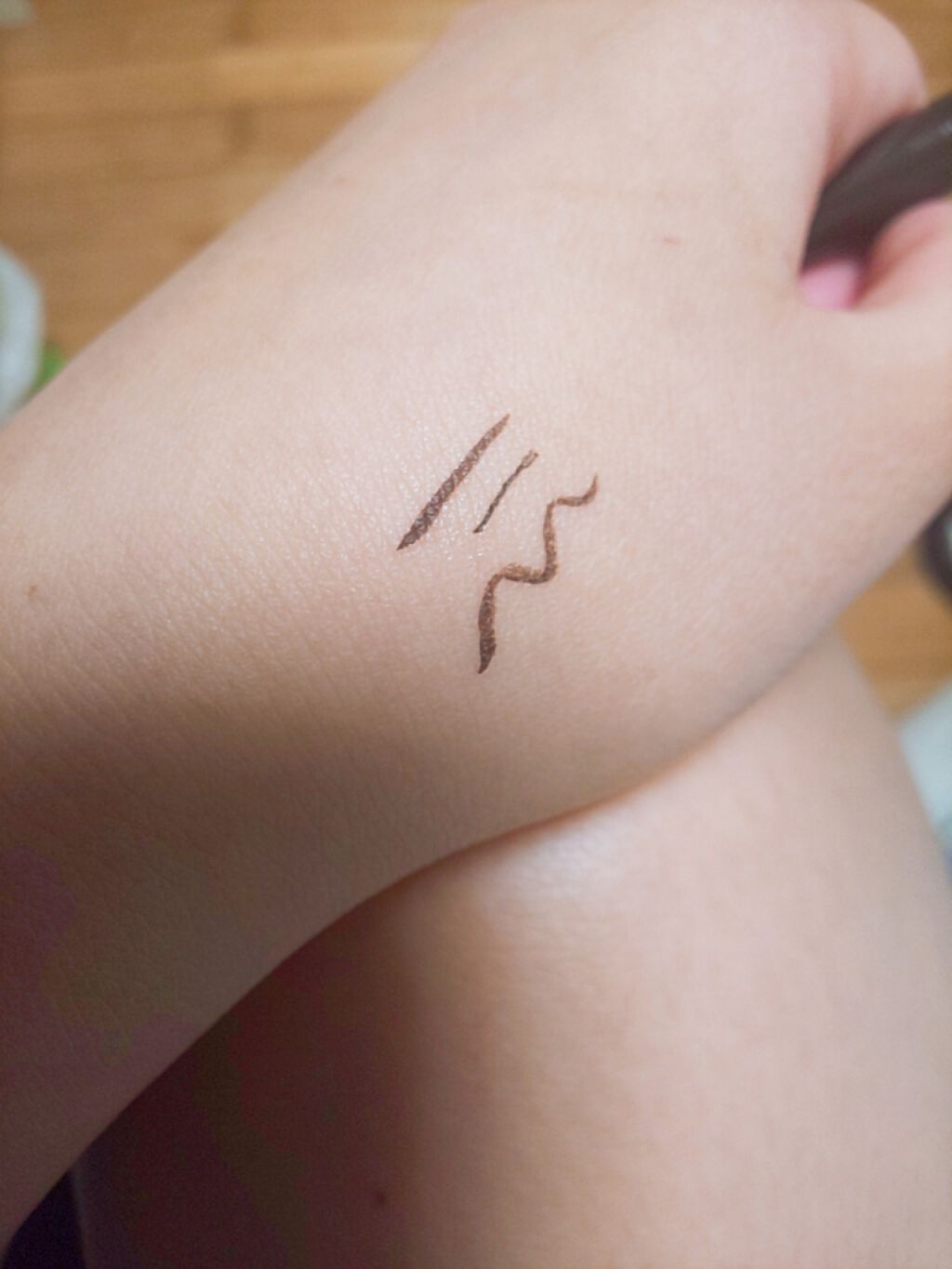 【旧品】シルキーリキッドアイライナーWP/D-UP/リキッドアイライナーを使ったクチコミ(2枚目)