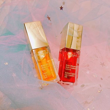 CLARINS/コンフォートリップオイル
7ml/￥不明(プレゼントのため)

#01番:honey(黄)
#03番:redberry(赤)
#08番:blackberry(紫)

〈見た目〉普通に可愛