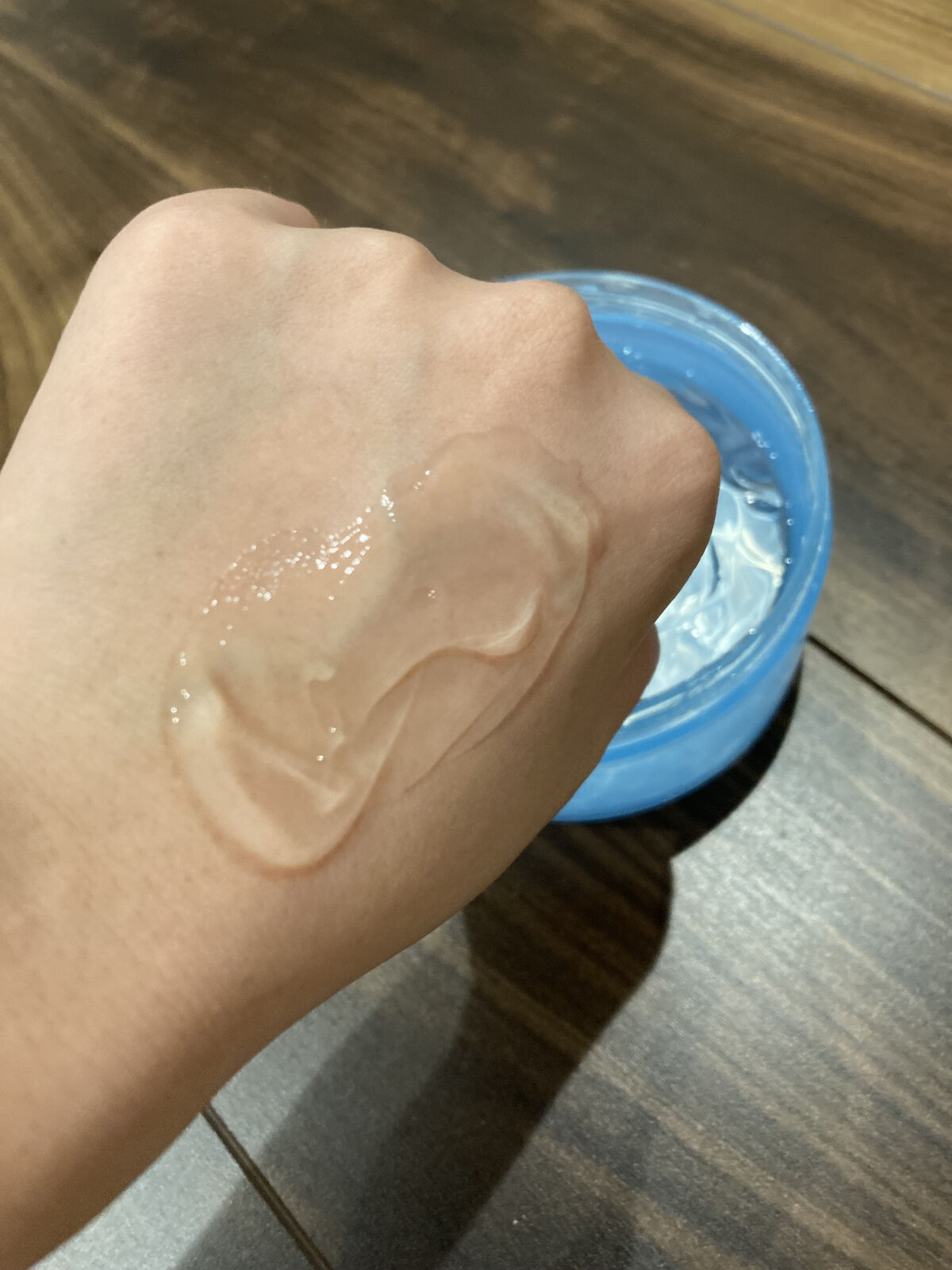 N.M.Fアクアハイドロジェル/MEDIHEAL/ボディローションを使ったクチコミ（3枚目）