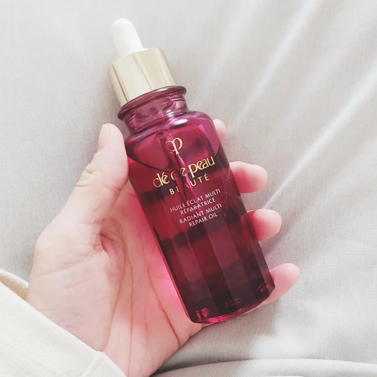 ユイルレパラトゥリス/クレ・ド・ポー ボーテ/美容液を使ったクチコミ（1枚目）