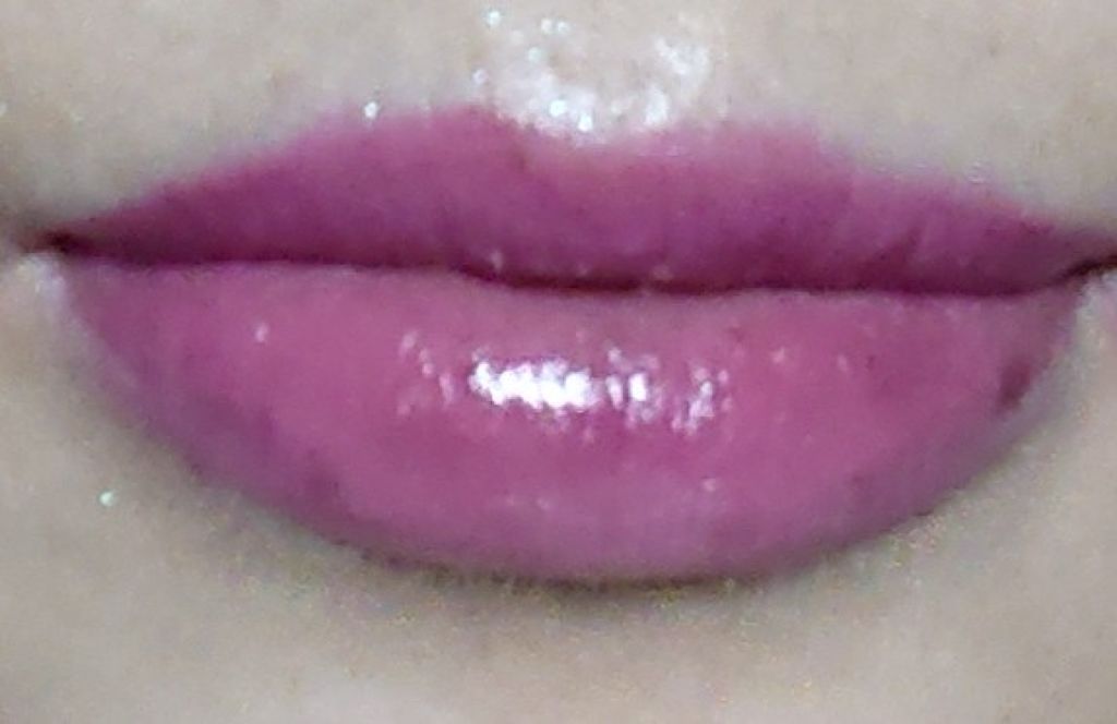 グランドイリュージョン リキッド リップカラー/M・A・C/リップグロスを使ったクチコミ(3枚目)