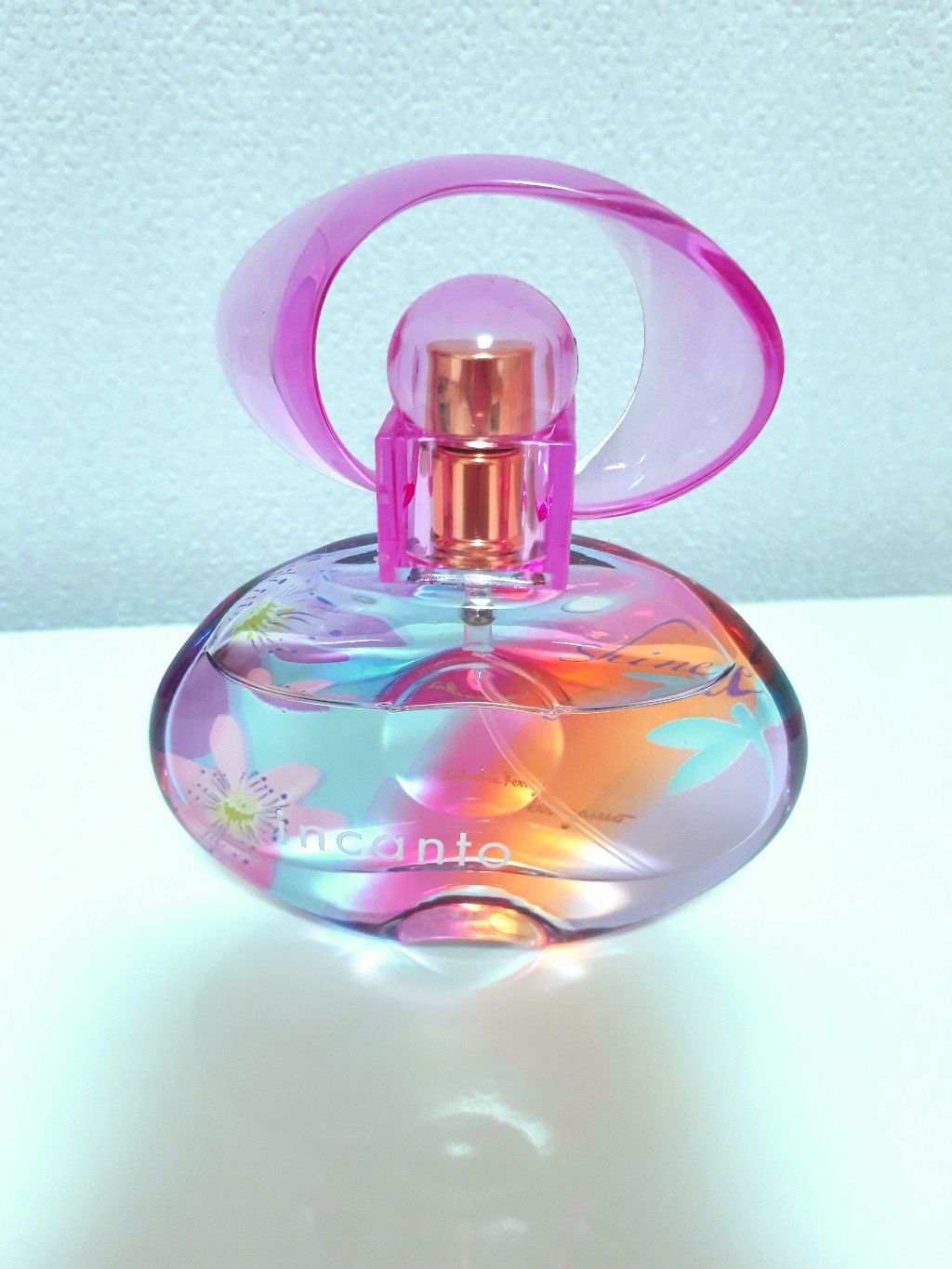 インカント シャイン オーデトワレ スプレー/サルヴァトーレ フェラガモ/香水(レディース)を使ったクチコミ（1枚目）