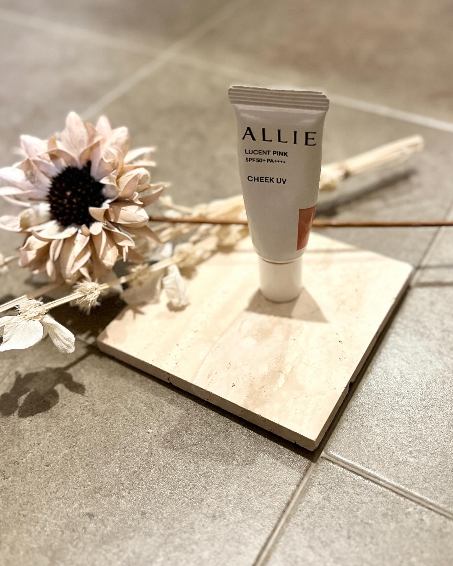 クロノビューティ カラーオンUV/アリィー/日焼け止めクリームを使ったクチコミ（1枚目）