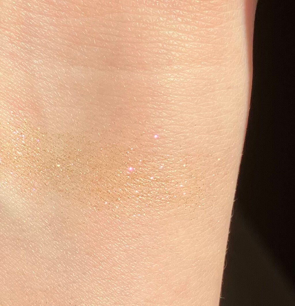 マルチグリッターカラー/ENBAN TOKYO/単色アイシャドウを使ったクチコミ(2枚目)