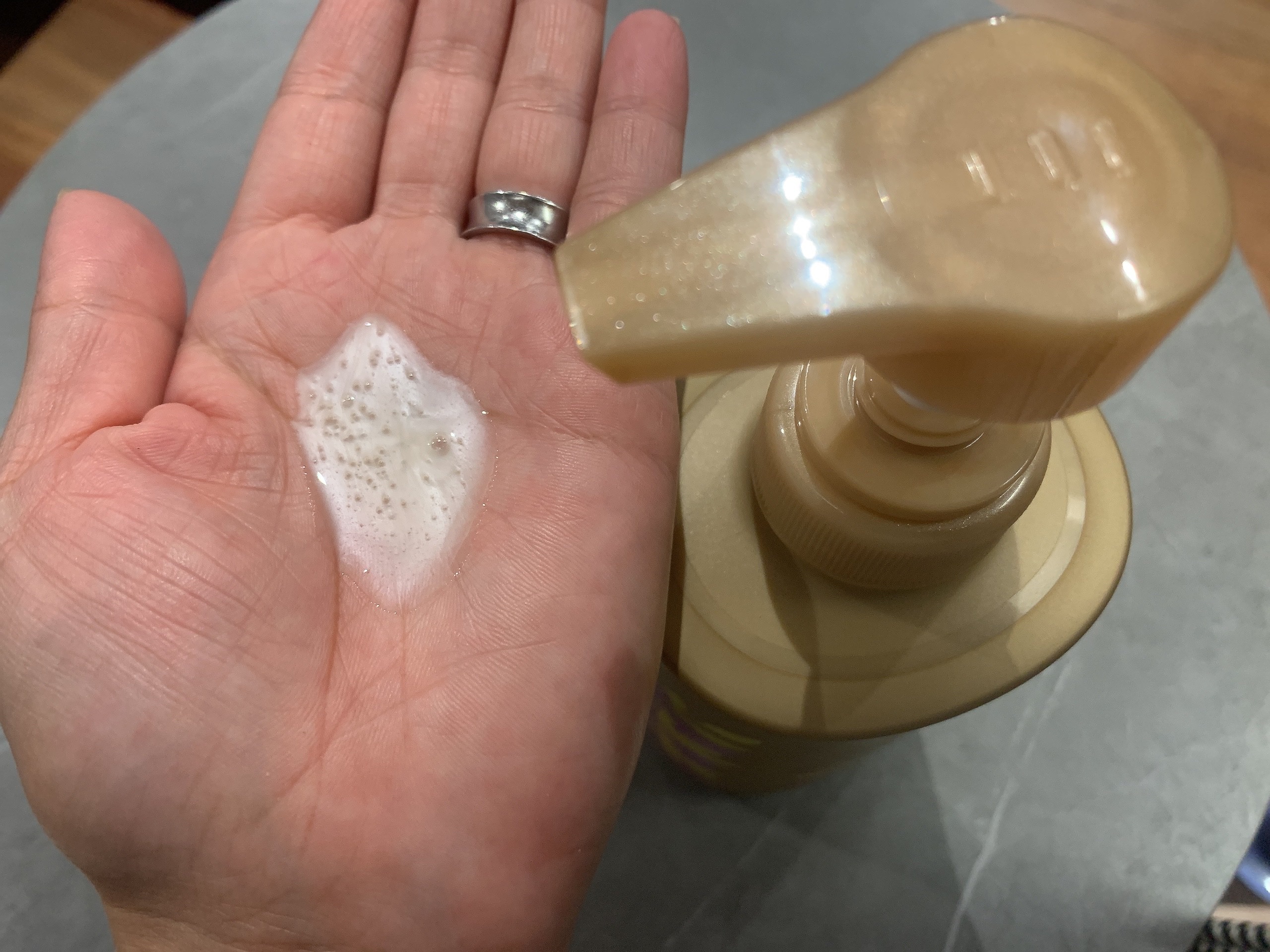 ダメージリペア＆カラーケア トリートメント/いち髪/洗い流すヘアトリートメントを使ったクチコミ（2枚目）