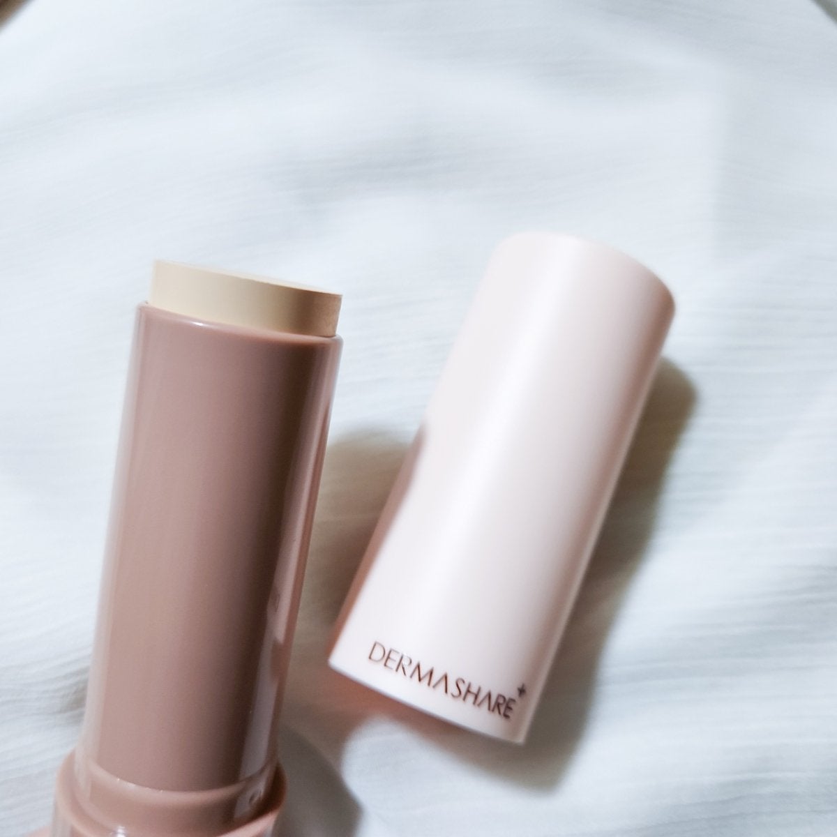 ヴィーガンナチュラルカバースティックファンデーション/DERMASHARE/その他ファンデーションを使ったクチコミ(2枚目)