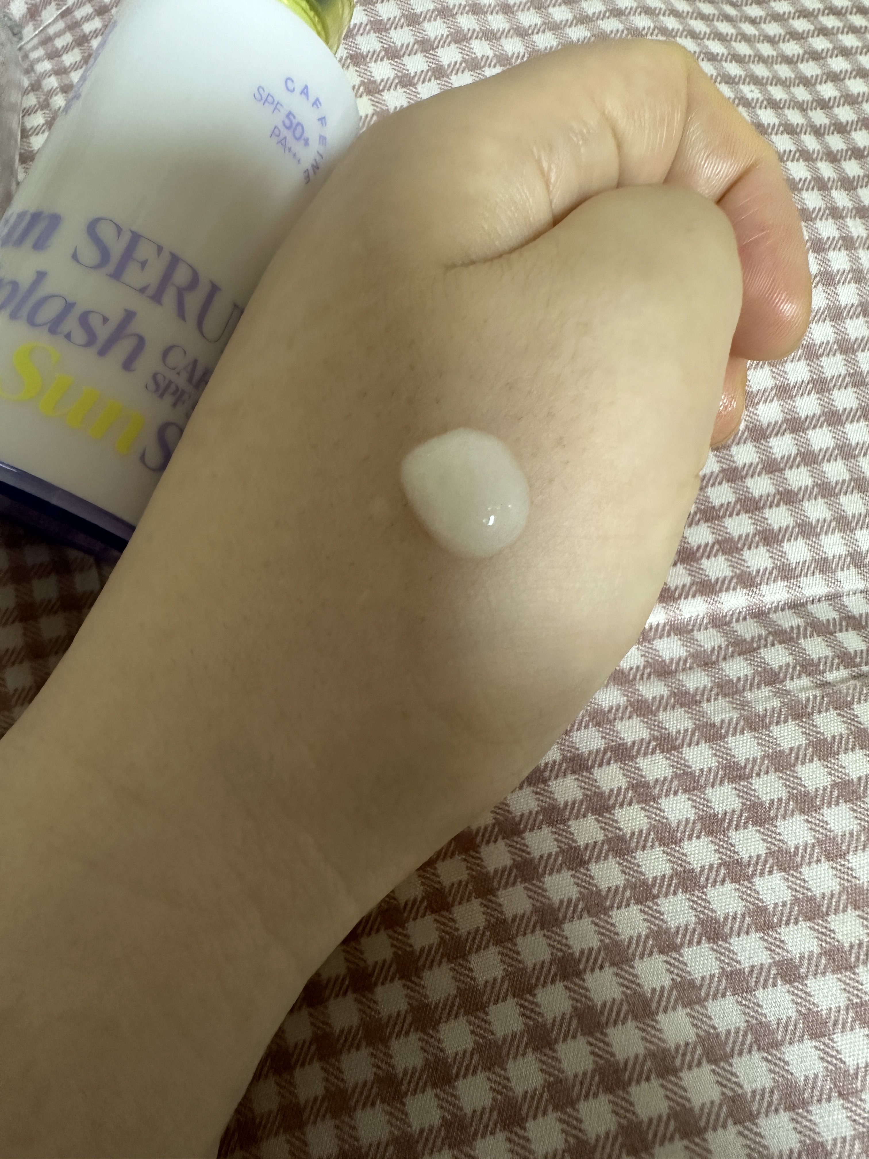 エスポア ウォータースプラッシュサンセラム/espoir/日焼け止めクリームを使ったクチコミ（3枚目）