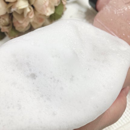 スクラブボディウォッシュ フラワーマーケット ホワイトチューリップ/LUV SCENT/ボディスクラブを使ったクチコミ(6枚目)