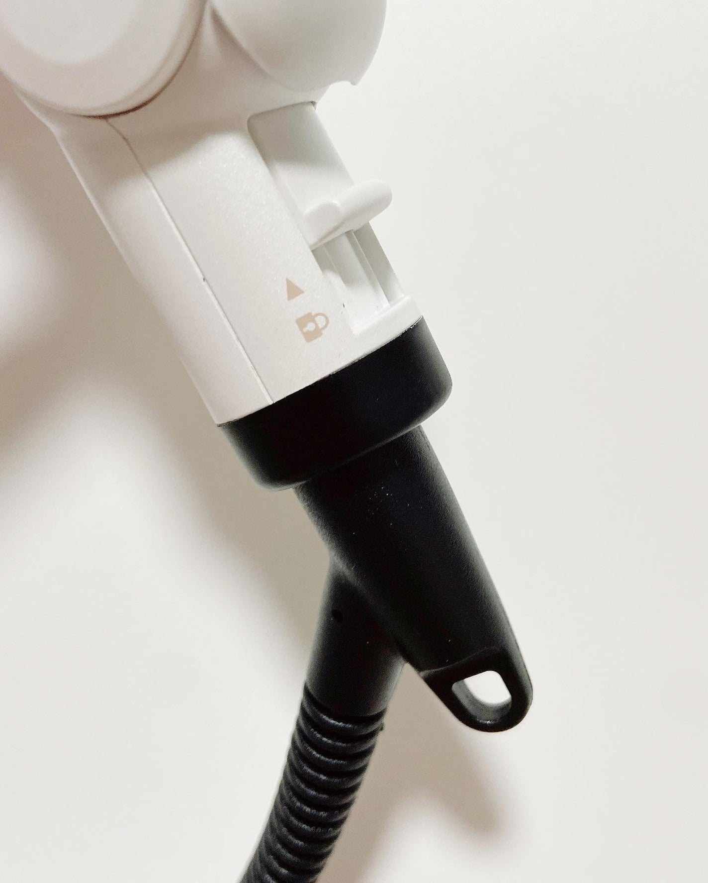 アドバンス フレックス スムーズアイロン(MHS-3057)/mod's hair/ストレートアイロンを使ったクチコミ(4枚目)