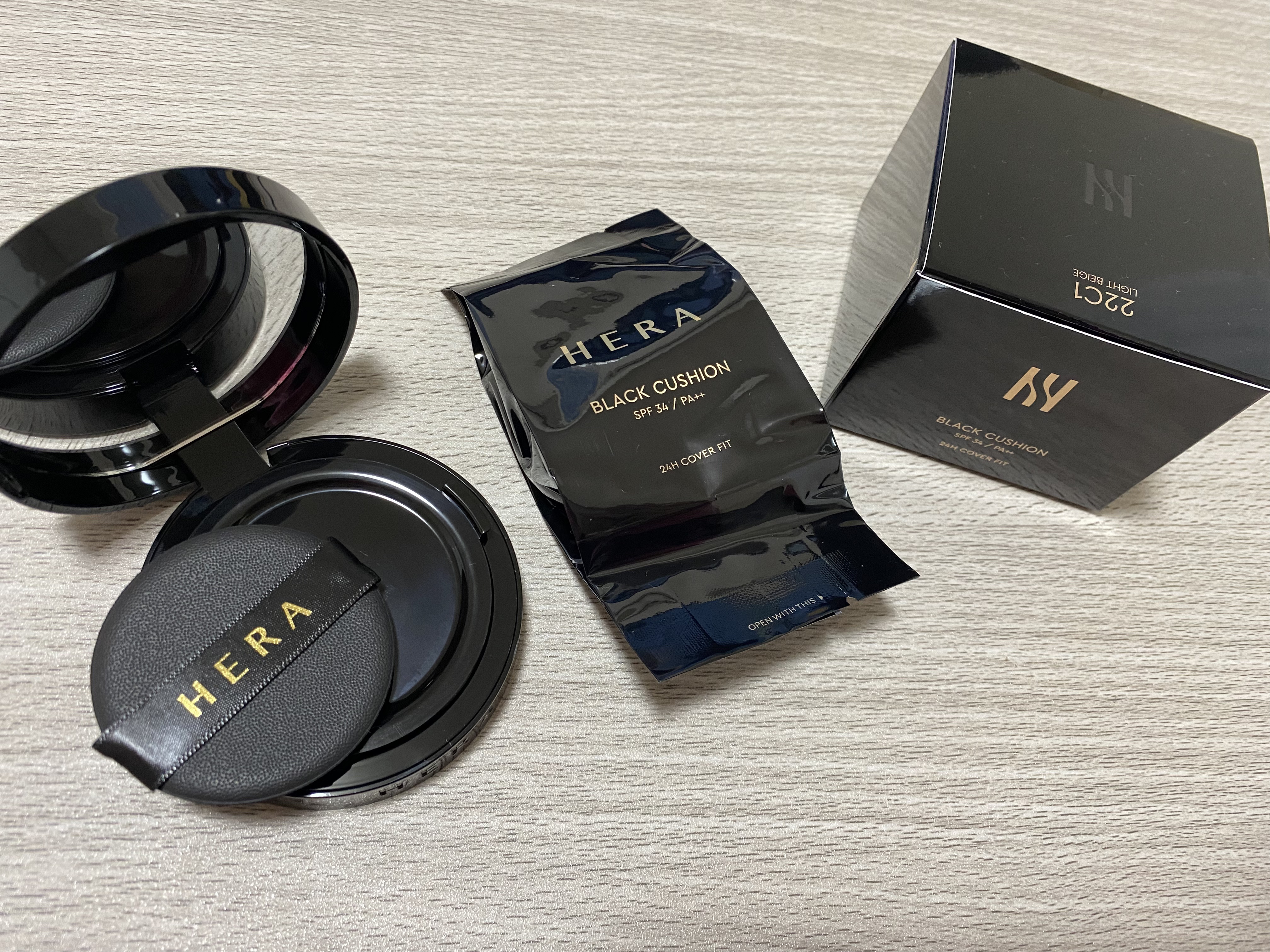ブラック クッション 21C1 ローズバニラ/HERA/クッションファンデーションを使ったクチコミ（1枚目）