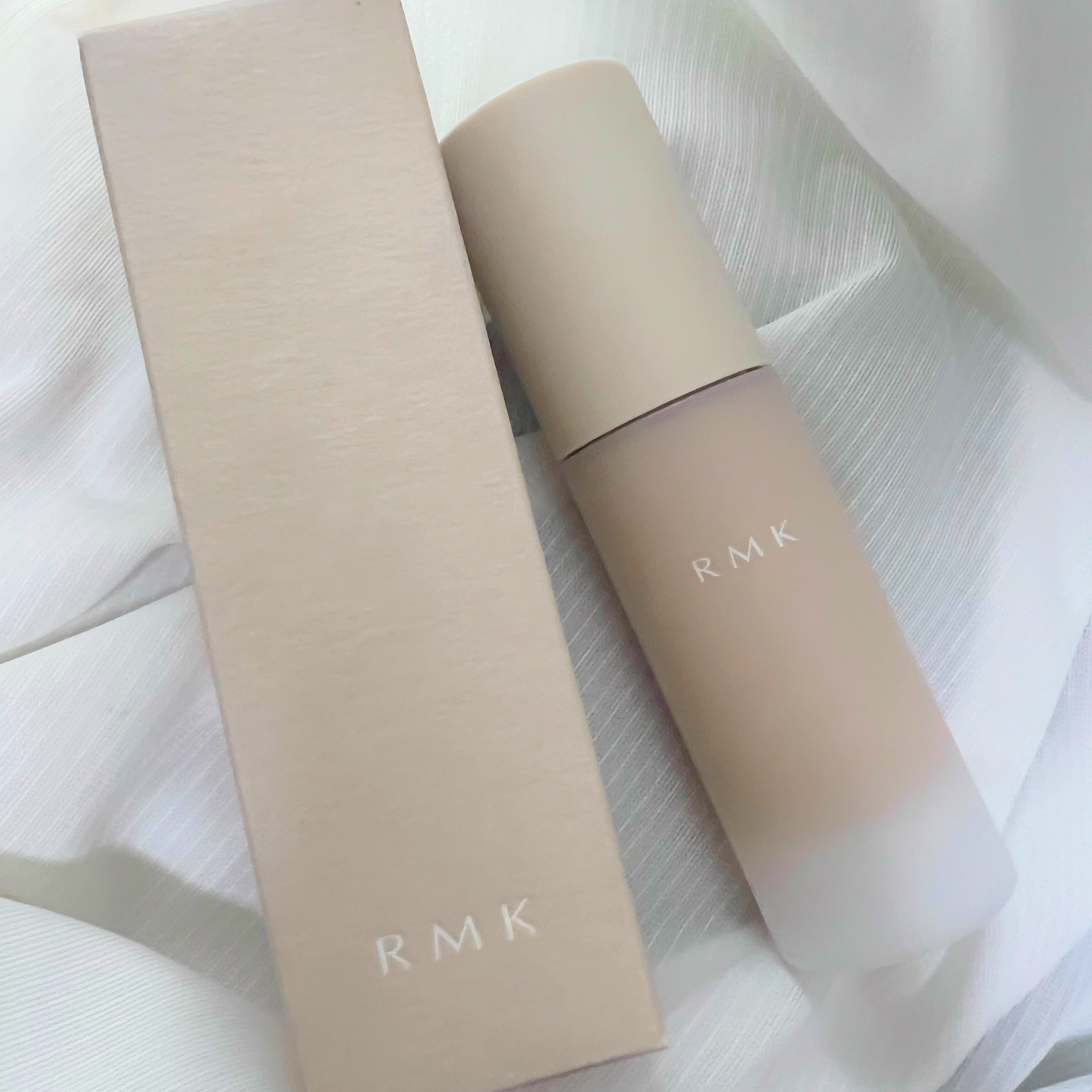 RMK ラスティング ジェルクリーミィファンデーション 102/RMK/クリーム・エマルジョンファンデーションを使ったクチコミ（1枚目）