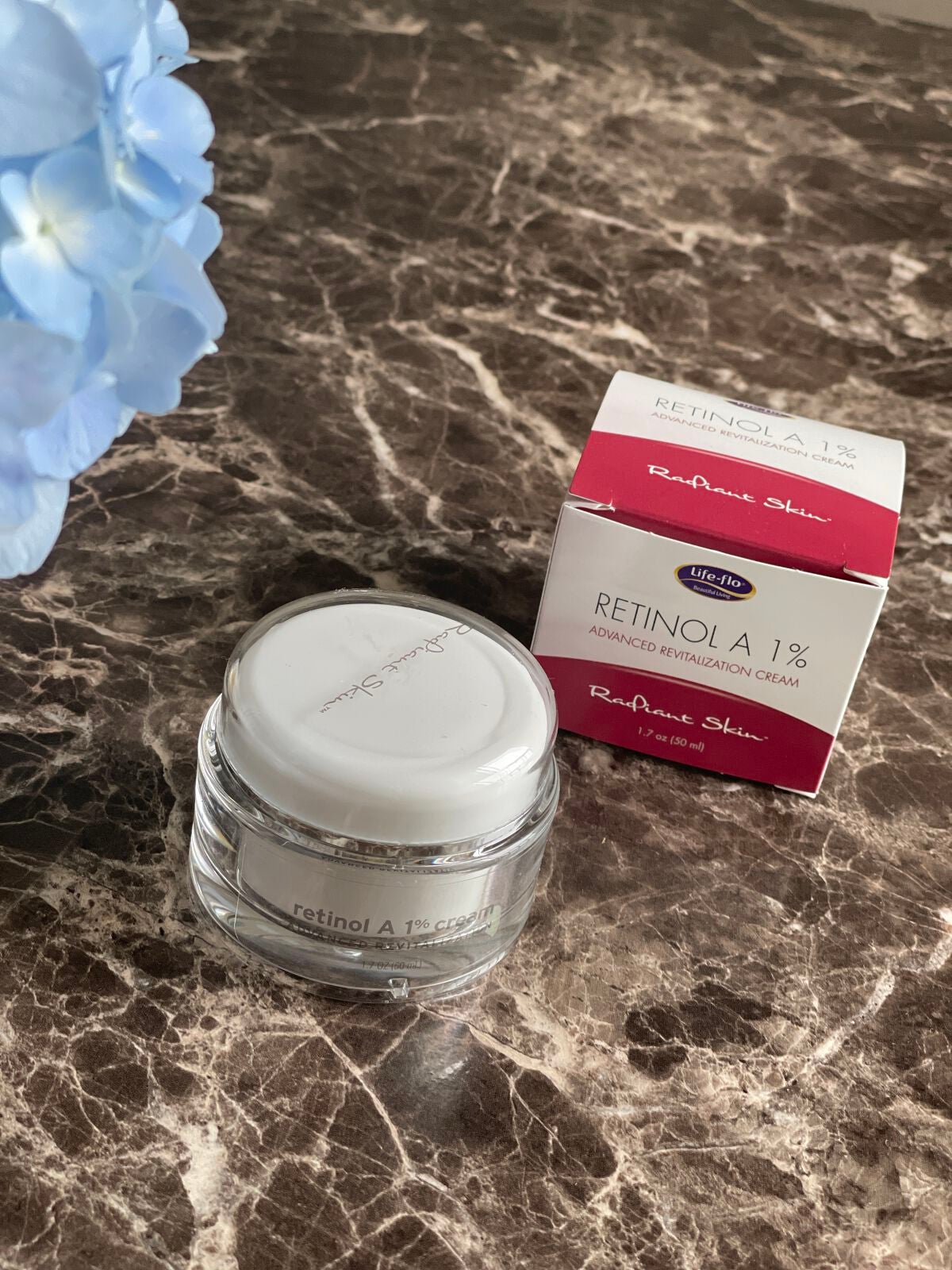 レチノールA 1% アドバンスドリバイタリゼーションクリーム/Life-flo/フェイスクリームを使ったクチコミ(1枚目)