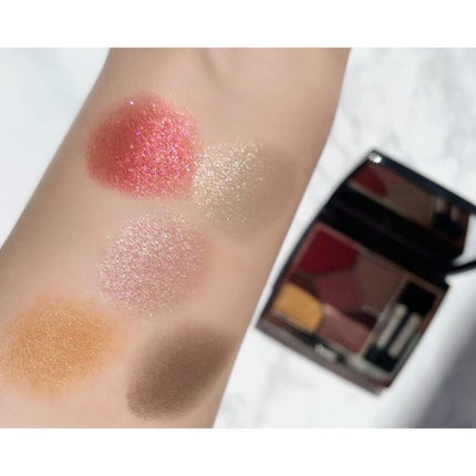 サンク クルール クチュール<バーズ オブ ア フェザー>/Dior/アイシャドウパレットを使ったクチコミ(2枚目)