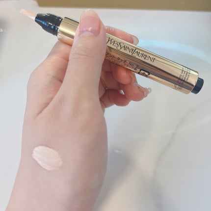 ラディアント タッチ No.2 ルミナスアイボリー/YVES SAINT LAURENT BEAUTE/リキッドコンシーラーを使ったクチコミ(2枚目)