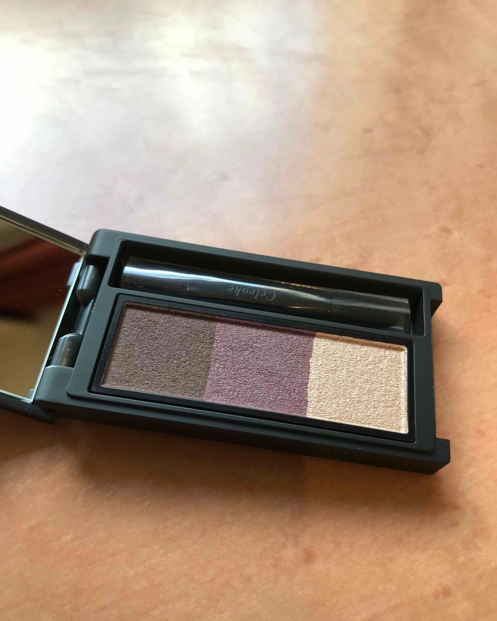 セルヴォーク インディケイトアイブロウパウダー/Celvoke/パウダーアイブロウを使ったクチコミ(2枚目)