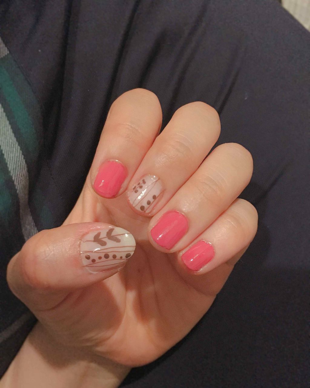カラフルネイルズ/キャンメイク/マニキュアを使ったクチコミ（1枚目）