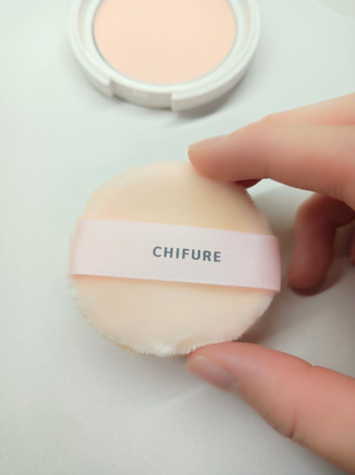 ちふれ プレスト パウダーのクチコミ「2回目の投稿です。　
こんにちは茅月乃です。
今回はちふれプレストパウダーS2（おしろい）を紹.....」（3枚目）