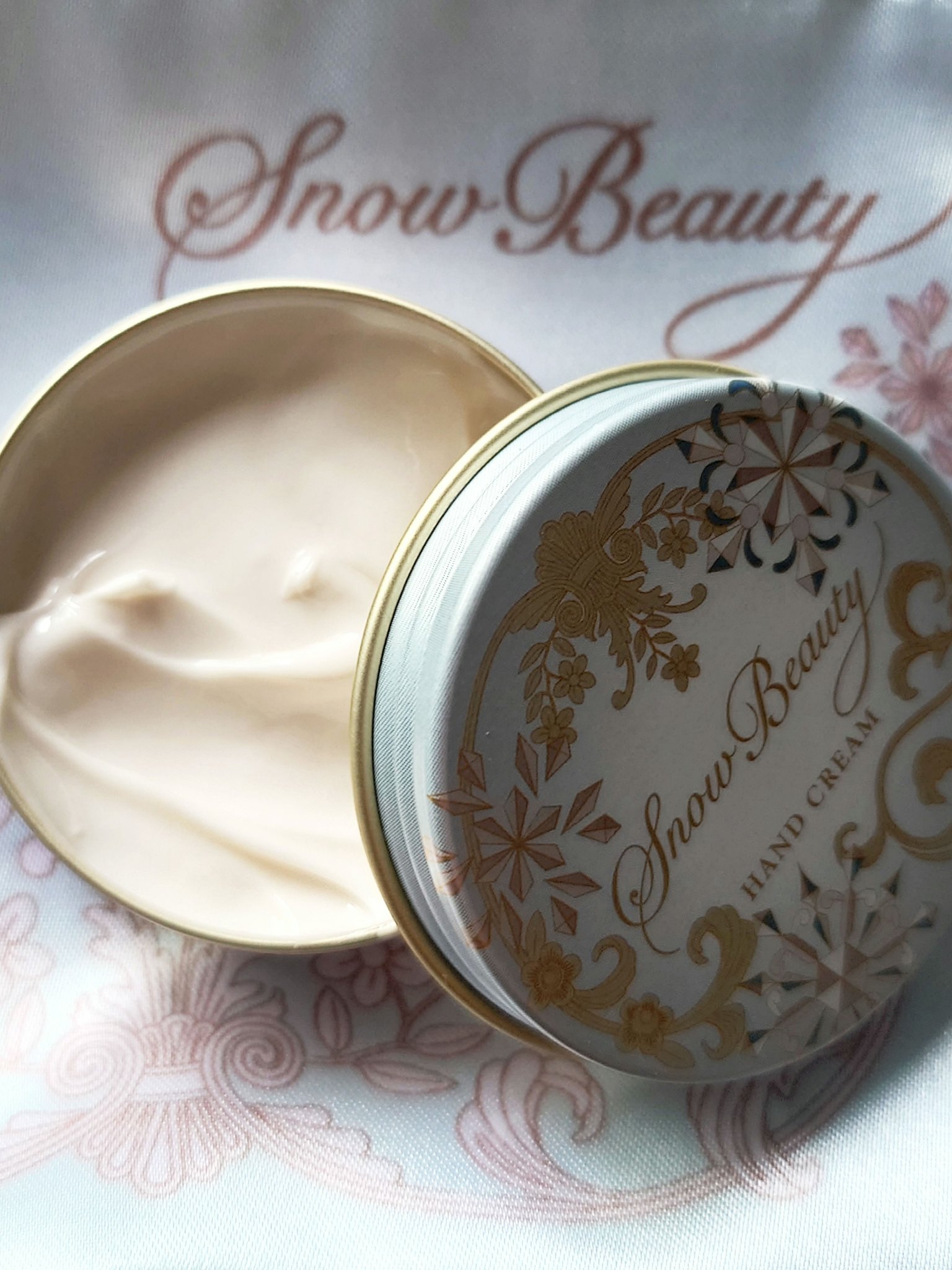 スノービューティー ホワイトニング スキンケアパウダーP2021