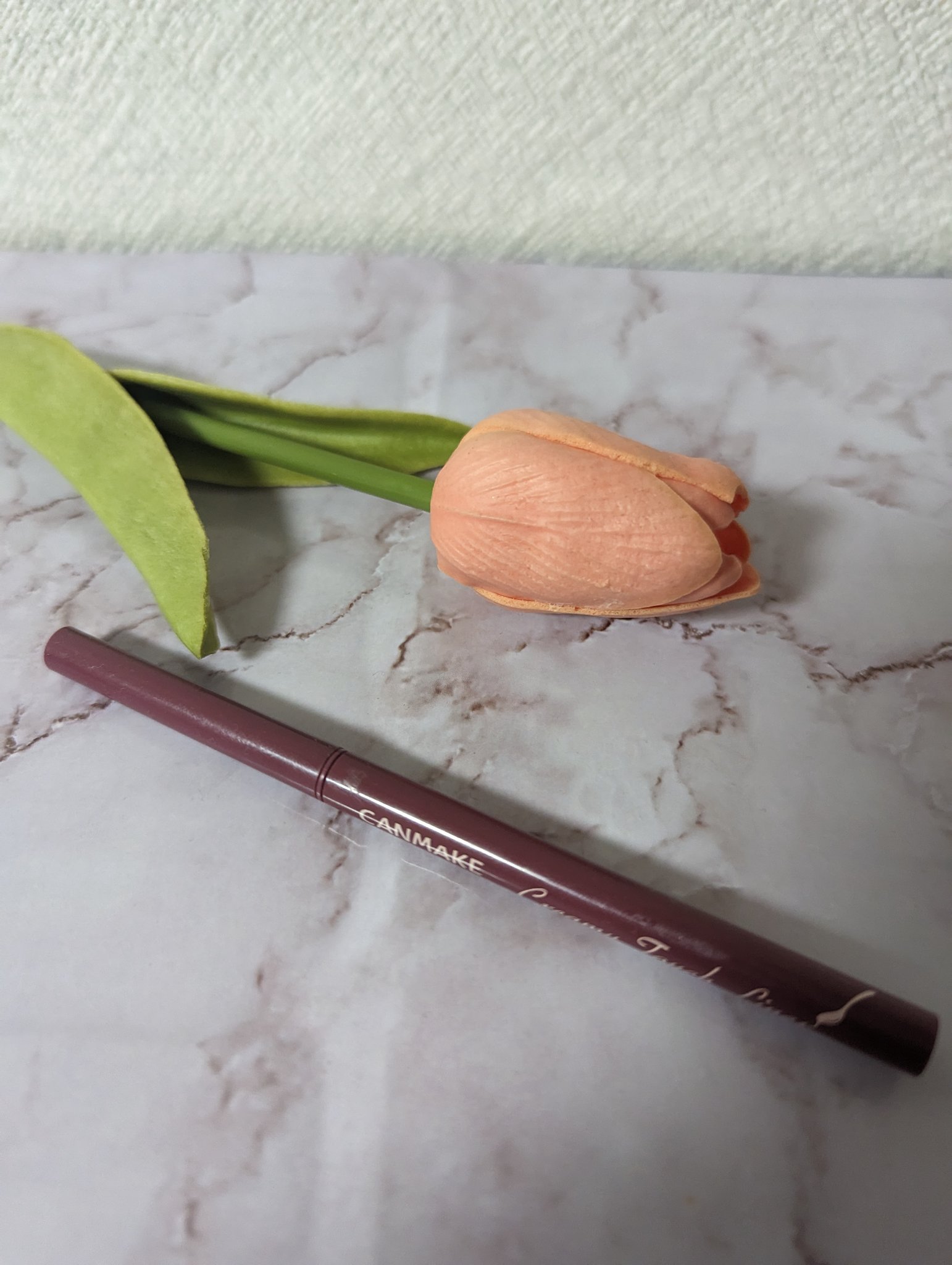 似ている04よりは少し明るめで抜け感プラス
　
キャンメイククリーミータッチライナー

06フォギープラム

差し色にもキレイ

 #人生コスメへの愛を語ろう  #実はこれプチプラなんです 