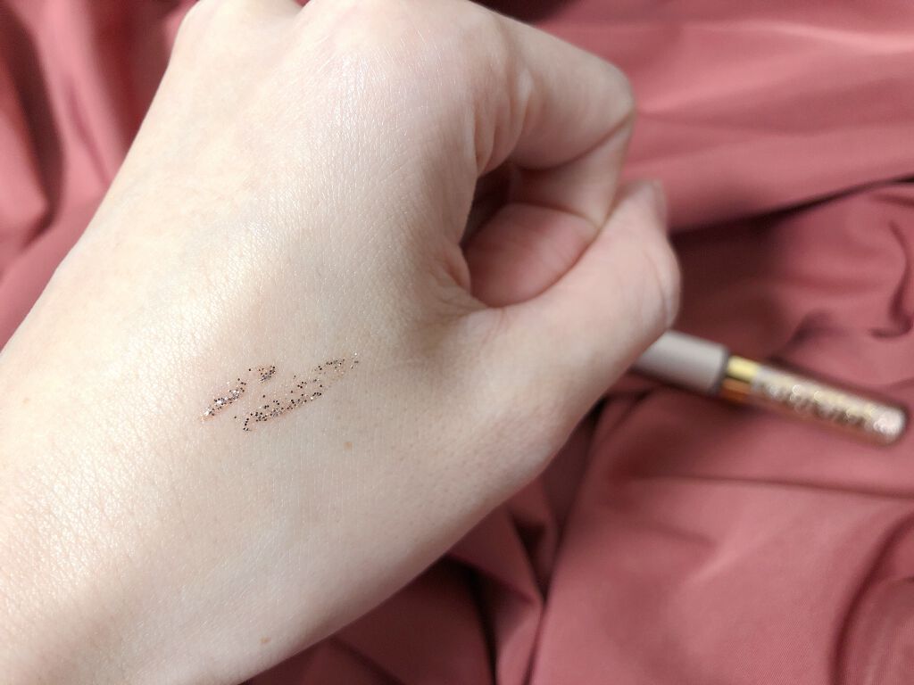 グリッターイルミネーションライナー/CipiCipi/リキッドアイライナーを使ったクチコミ(3枚目)