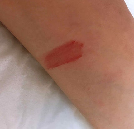 ルージュ ヴォリュプテ シャイン/YVES SAINT LAURENT BEAUTE/口紅を使ったクチコミ(2枚目)