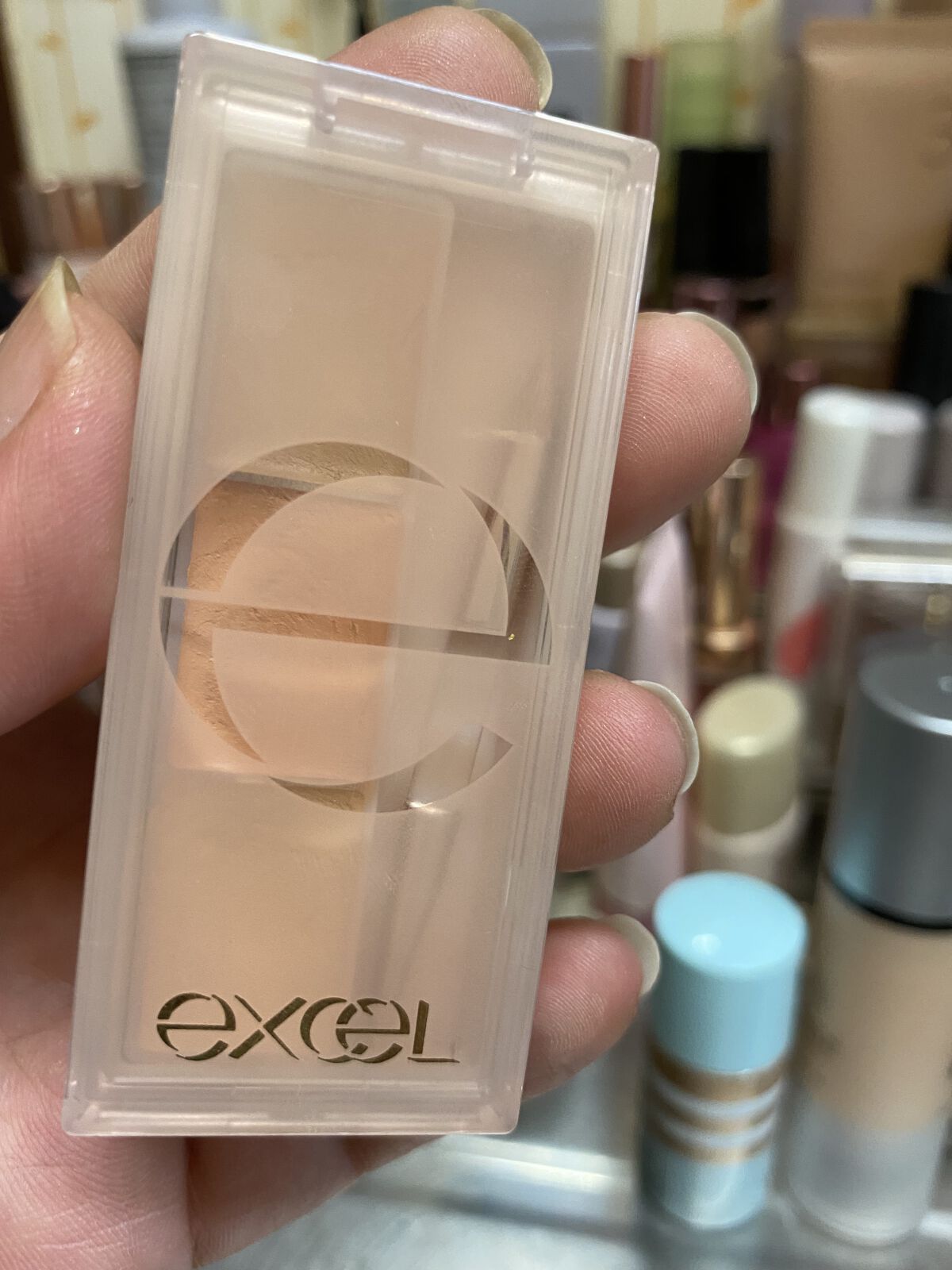 excel サイレントカバー コンシーラーのクチコミ「#IPSA のも持ってますが

ヘビロテは

#excel


#サイレントカバー コンシーラ.....」（1枚目）