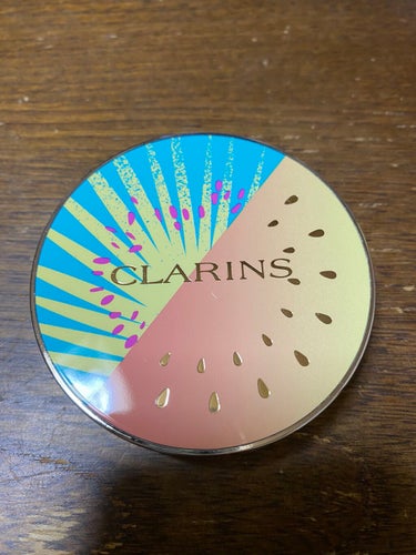 オンブル ４/CLARINS/パウダーアイシャドウを使ったクチコミ（2枚目）