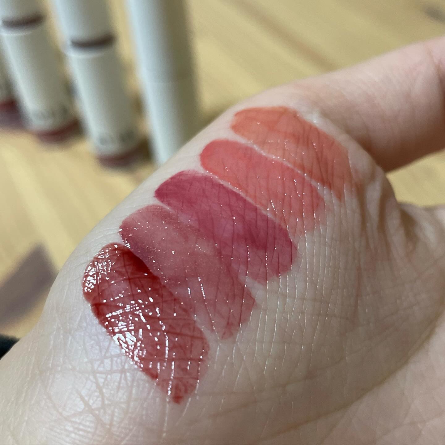 アップトゥーミー　ハグマイリップ　カラーロックプランパー/up2me/リッププランパーを使ったクチコミ（3枚目）