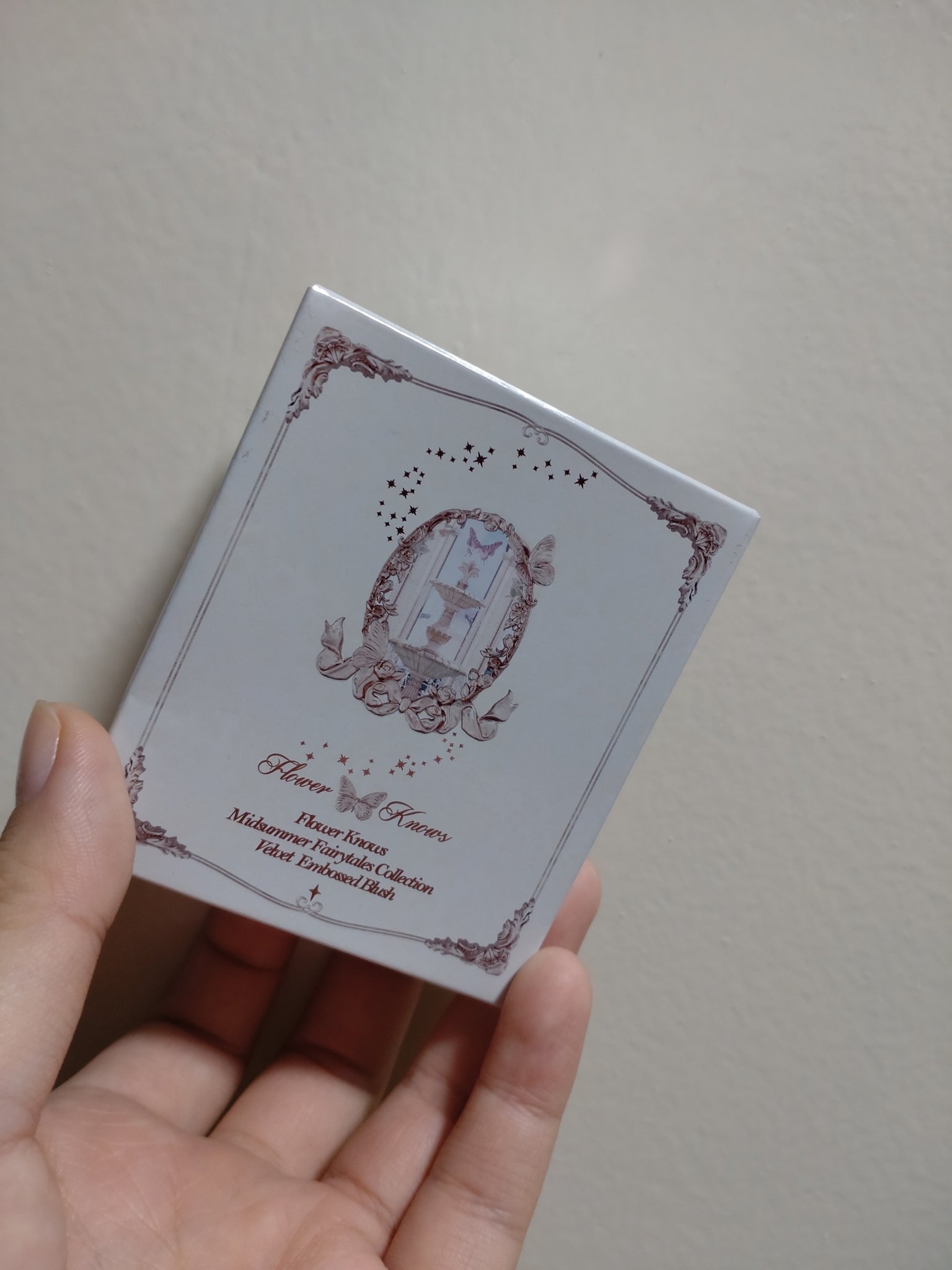 ミッドサマーフェアリーテイルズ コレクション ベルベットチークブラッシュ/FlowerKnows/パウダーチークを使ったクチコミ（2枚目）