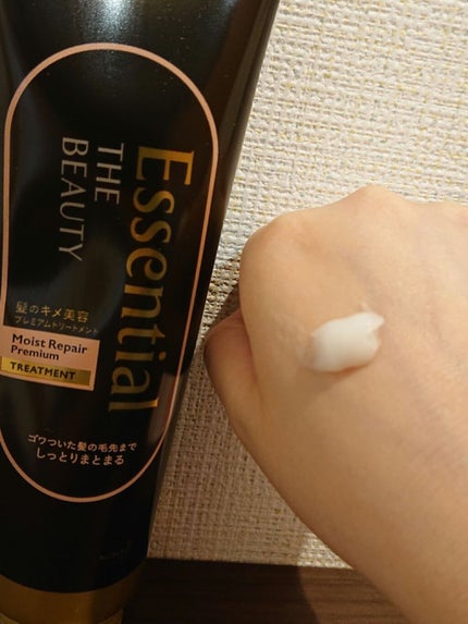 THE BEAUTY 髪のキメ美容プレミアムトリートメント<モイストリペアプレミアム>/エッセンシャル/洗い流すヘアトリートメントを使ったクチコミ(2枚目)