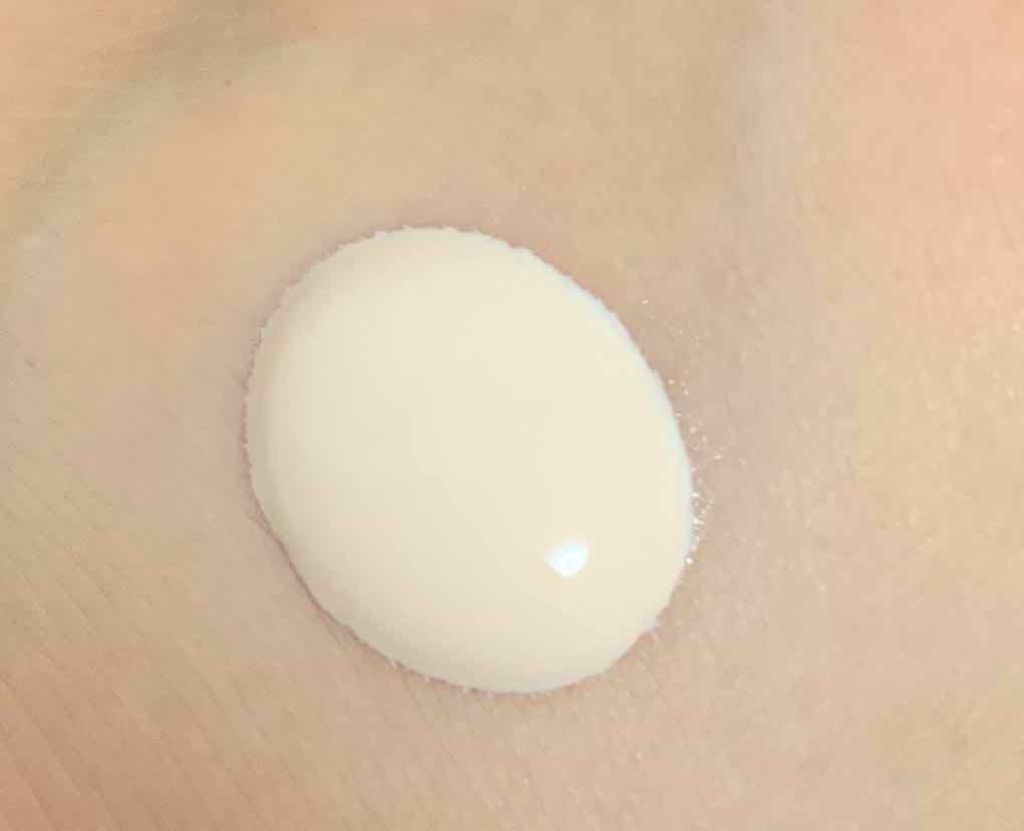 プレミアムトマト ブライトニング フィニッシャー/SKINFOOD/化粧下地を使ったクチコミ(2枚目)