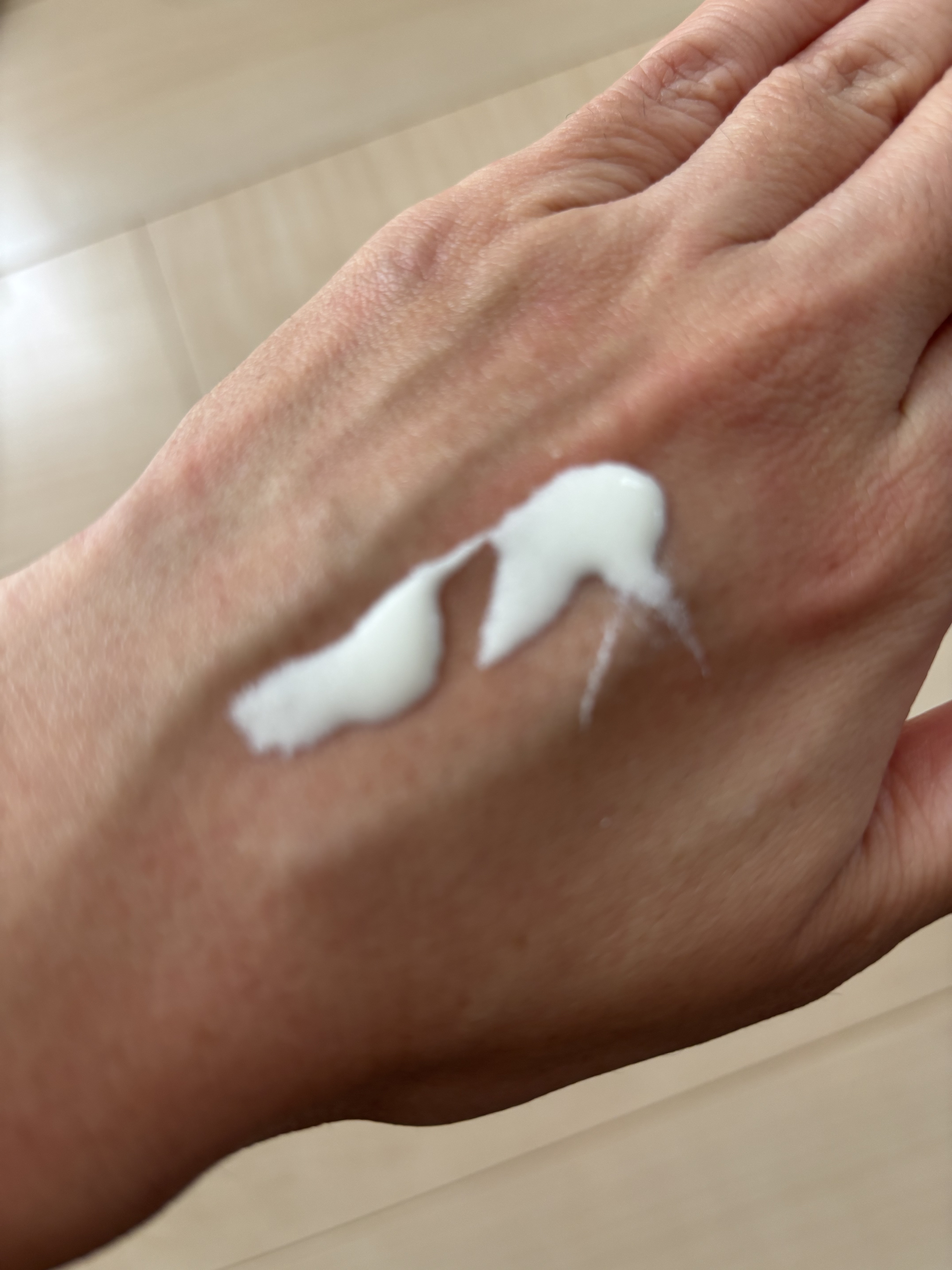 ビオレUV アクアリッチ アクアプロテクトローション(水層パック)/ビオレ/日焼け止めローションを使ったクチコミ（1枚目）