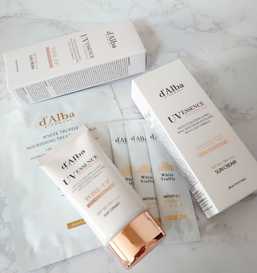 ウォータフルトーンアップサンクリーム/ダルバ/日焼け止めクリームを使ったクチコミ（2枚目）