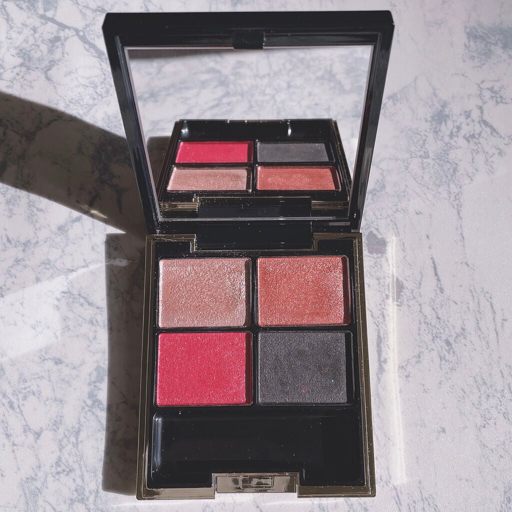 スキンモデリングアイズ/LUNASOL/アイシャドウパレットを使ったクチコミ(3枚目)