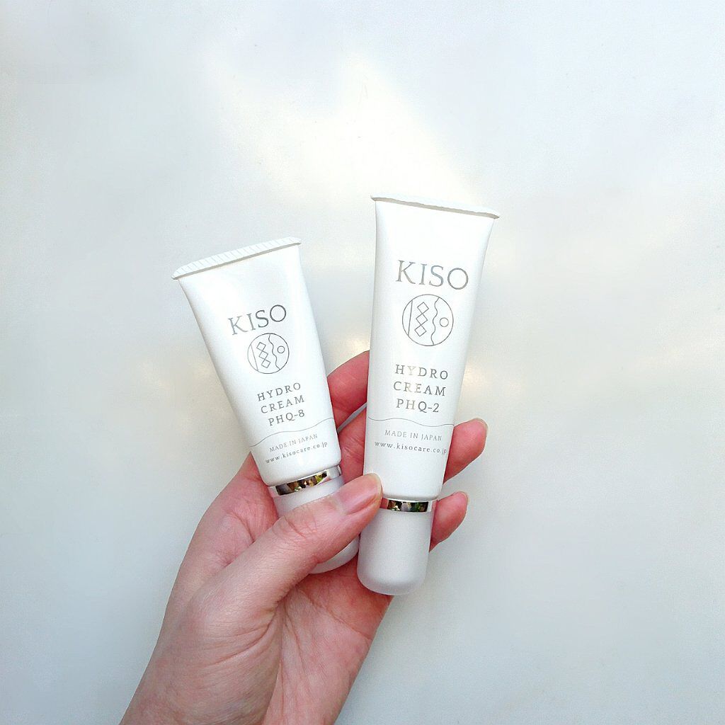 年末年始ハイドロキノン🤥ダウンタイム中

年末年始はチャンスということで、気になるニキビ痕シミにハイドロキノンチャレンジしてました💡

❇️KISO
✨（大）キソ ハイドロクリーム PHQ-2
✨（小）キソ ハイドロクリーム PHQ-8