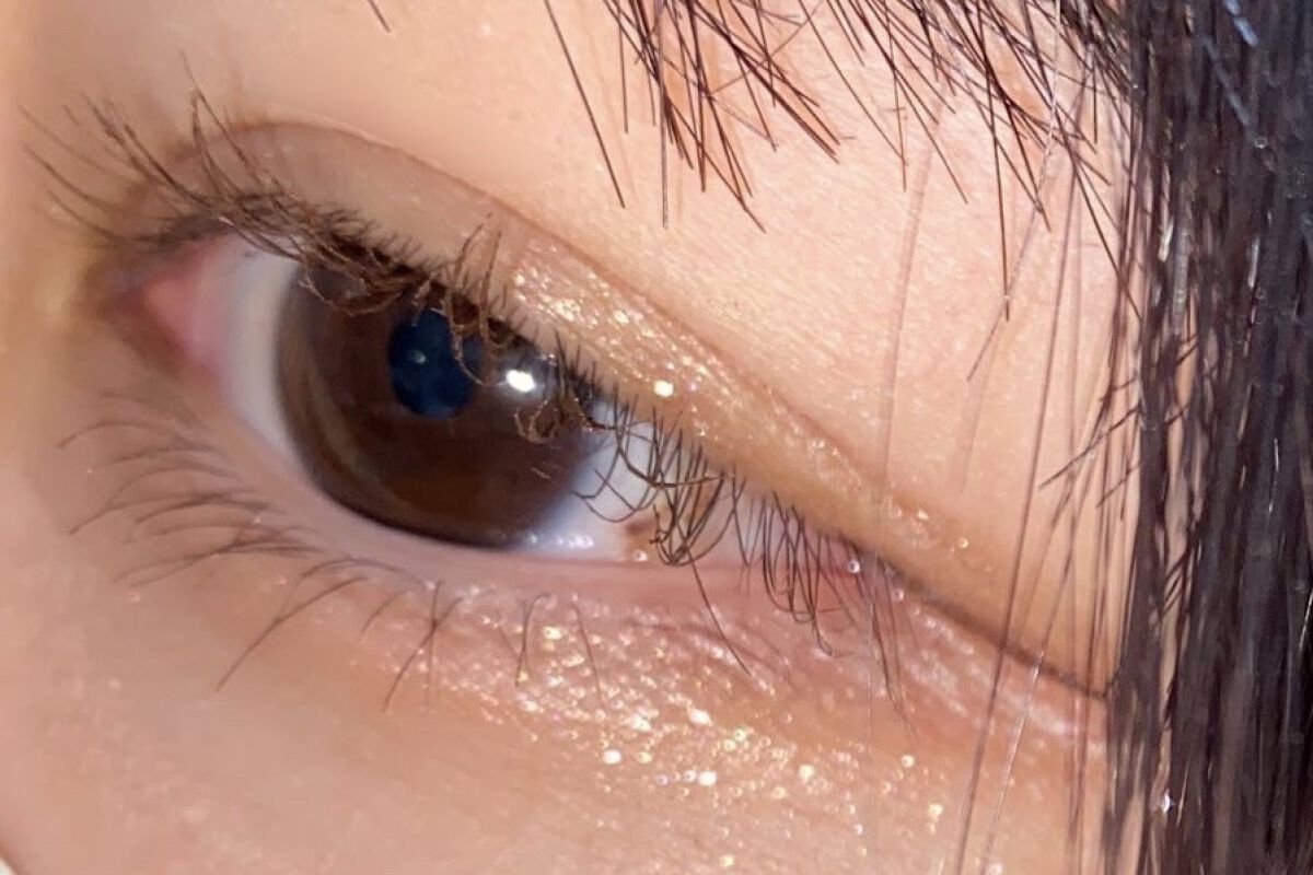 フーミー シングルラメシャドウ/WHOMEE/単色アイシャドウを使ったクチコミ（2枚目）