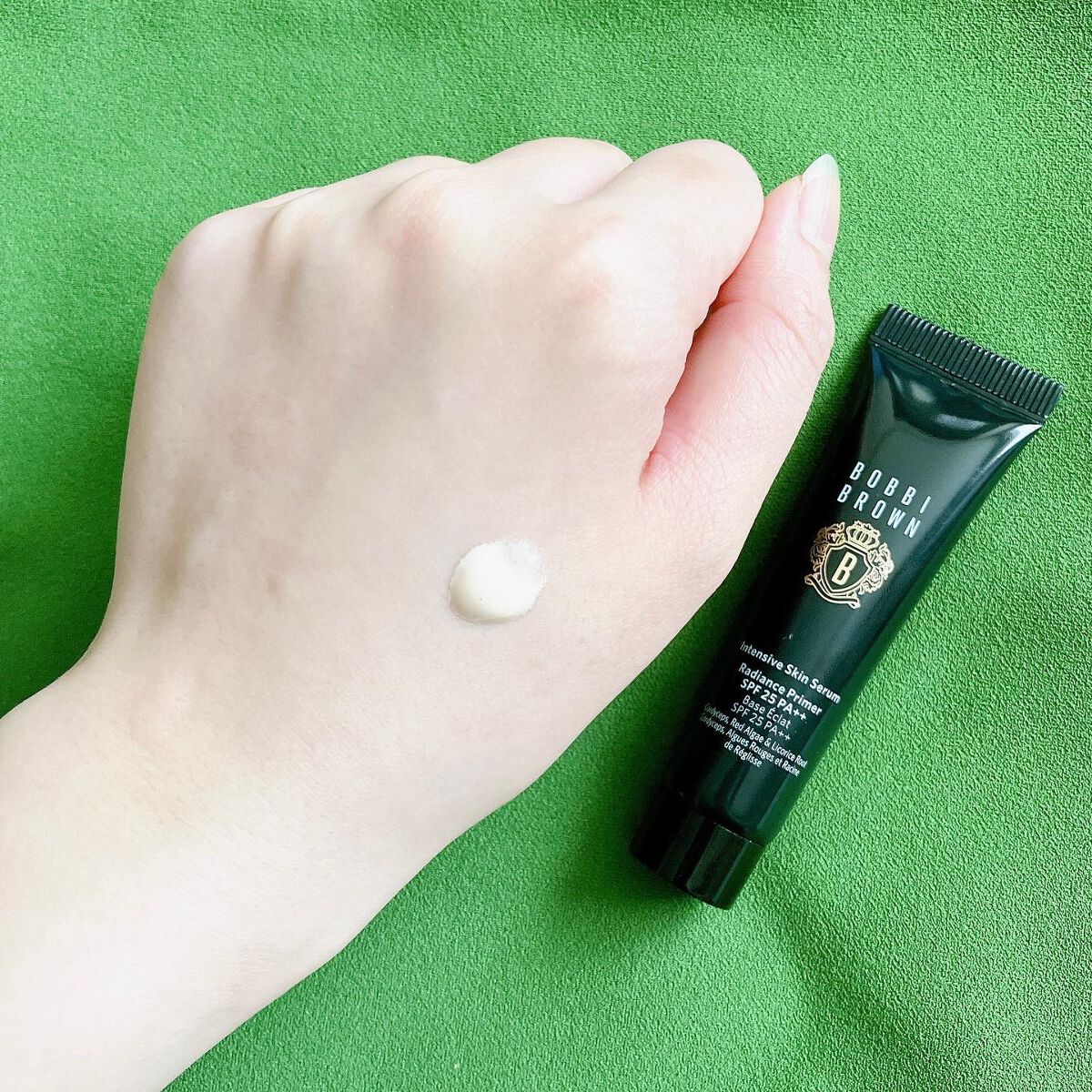 インテンシブ セラム ラディアンス プライマー/BOBBI BROWN/化粧下地を使ったクチコミ(3枚目)