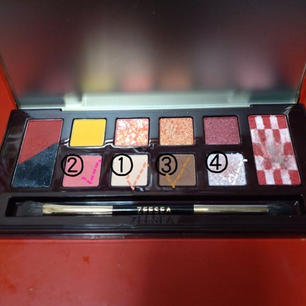 アリスドリームランドシリーズ 12色アイシャドウパレット(ZEESEA×大英博物館)/ZEESEA/アイシャドウパレットを使ったクチコミ(2枚目)