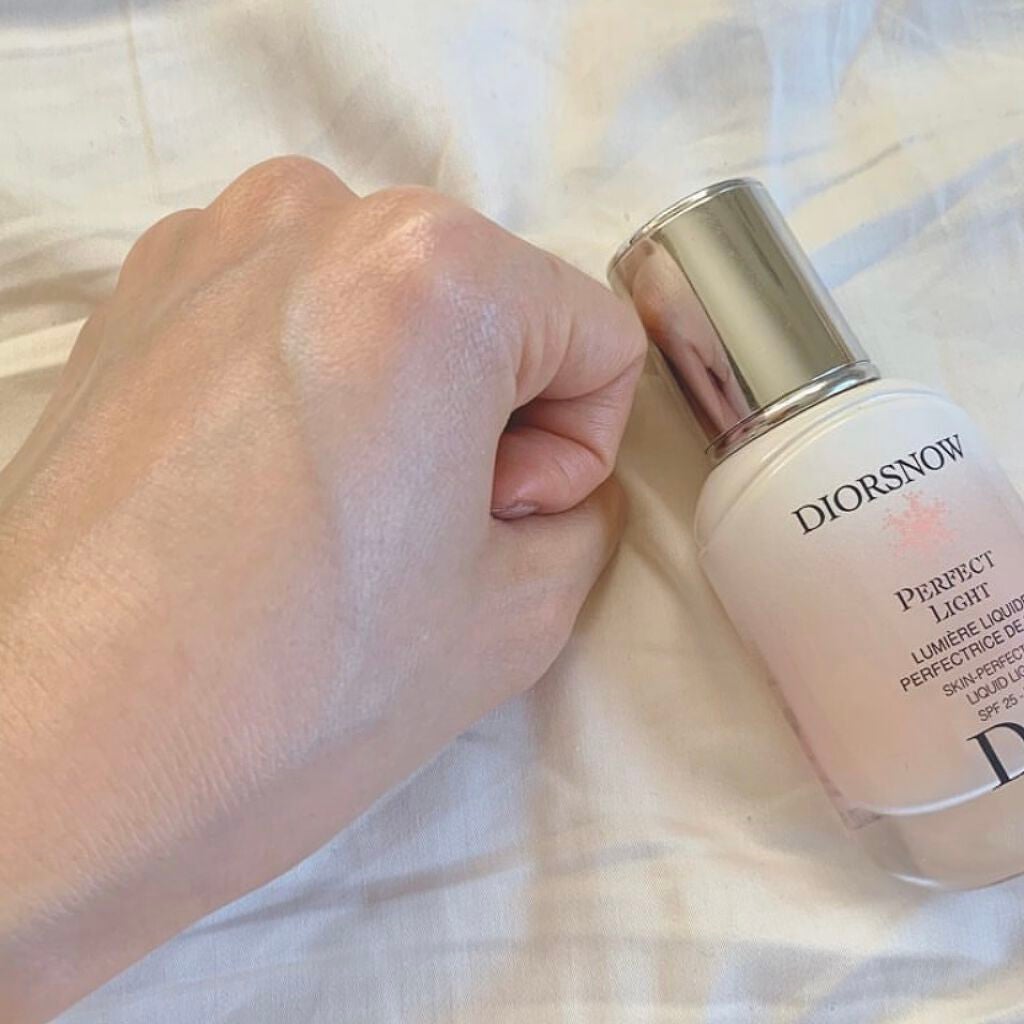 スノー パーフェクト ライト SPF25 - PA++/Dior/化粧下地を使ったクチコミ(3枚目)