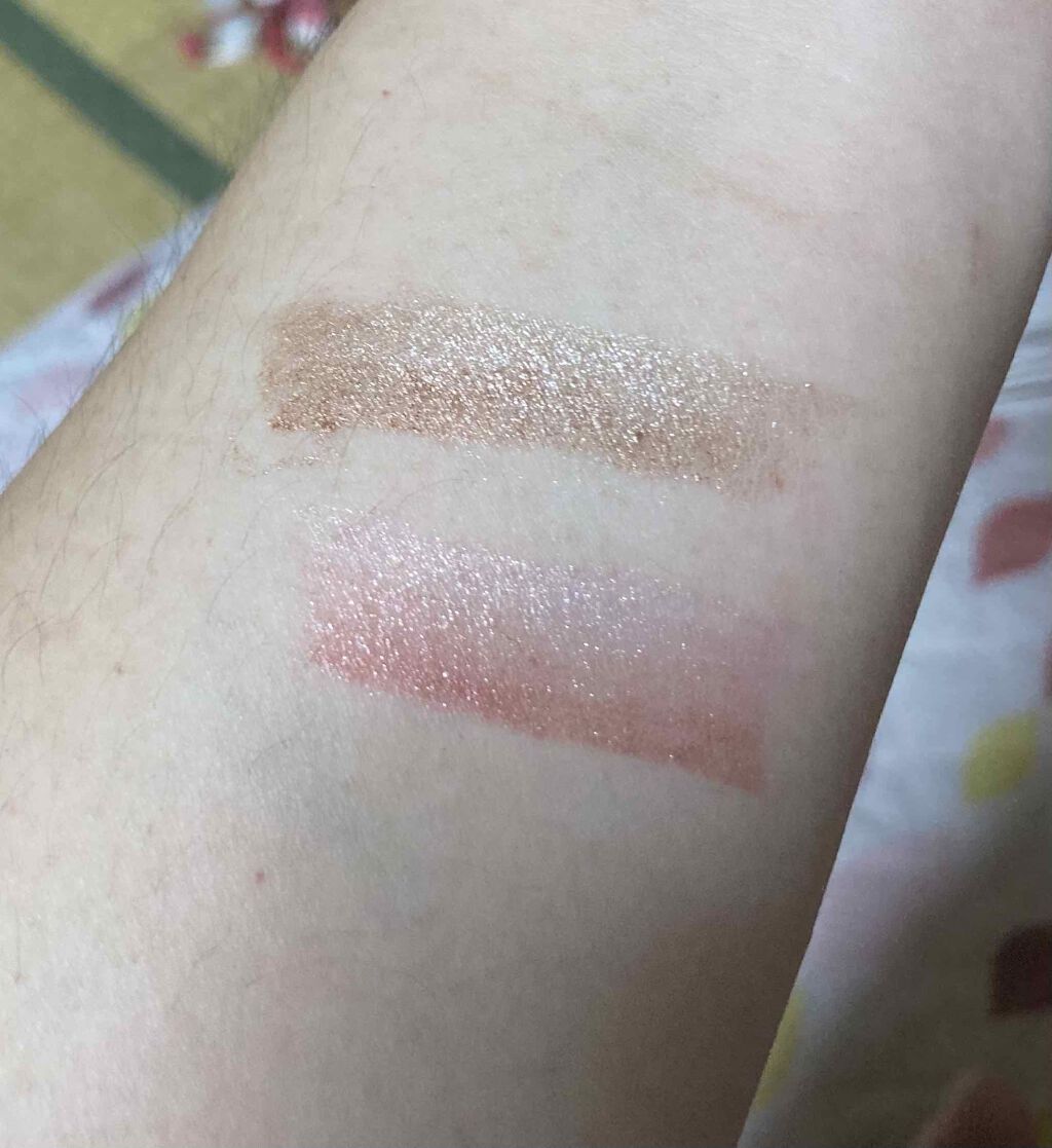 グラデーションアイシャドウ 02/NOVO/スティックアイシャドウを使ったクチコミ（2枚目）