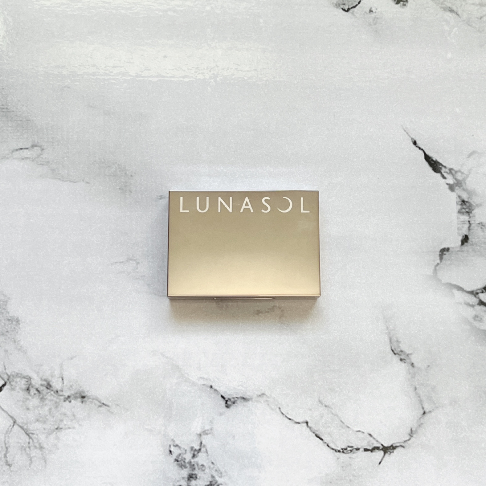 ルナソル カラーリングシアーチークス(グロウ) 03/LUNASOL/パウダーチークを使ったクチコミ（2枚目）